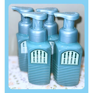 Bath & Body Works FRESH SPARKLING SNOW 8.75oz Gentle Clean Foaming Hand Soap x4